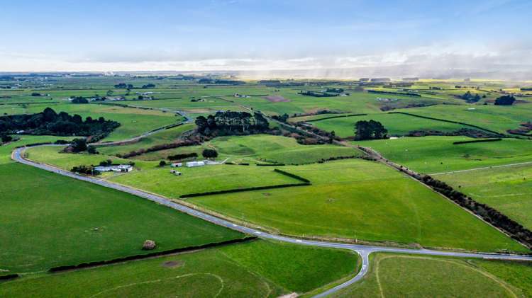 450 Skeet Road Hawera_28