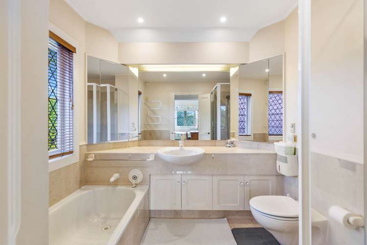 139 Long Drive St Heliers_41
