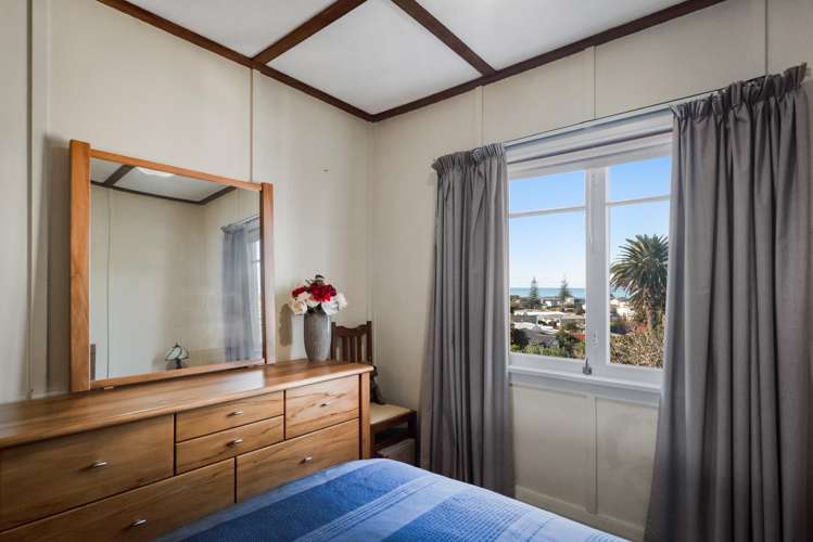 65 Beach Road Waihi Beach_11
