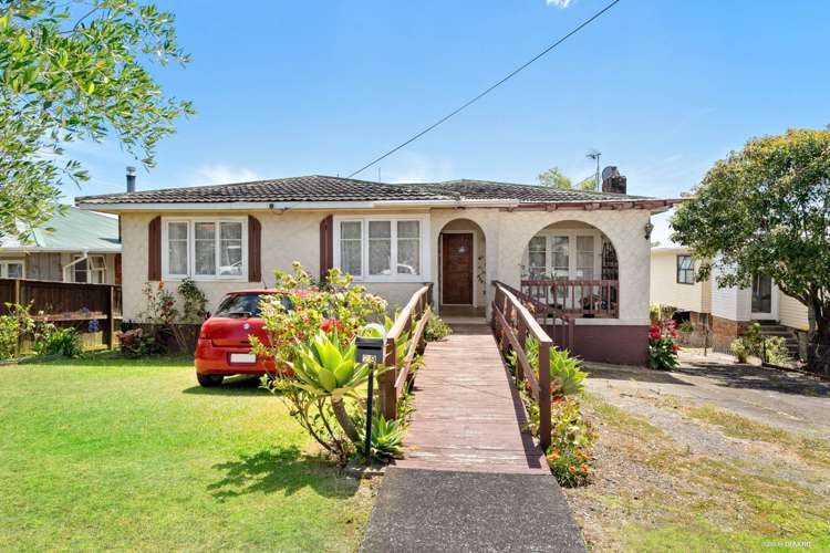 29 Barbary Avenue Kelston_5