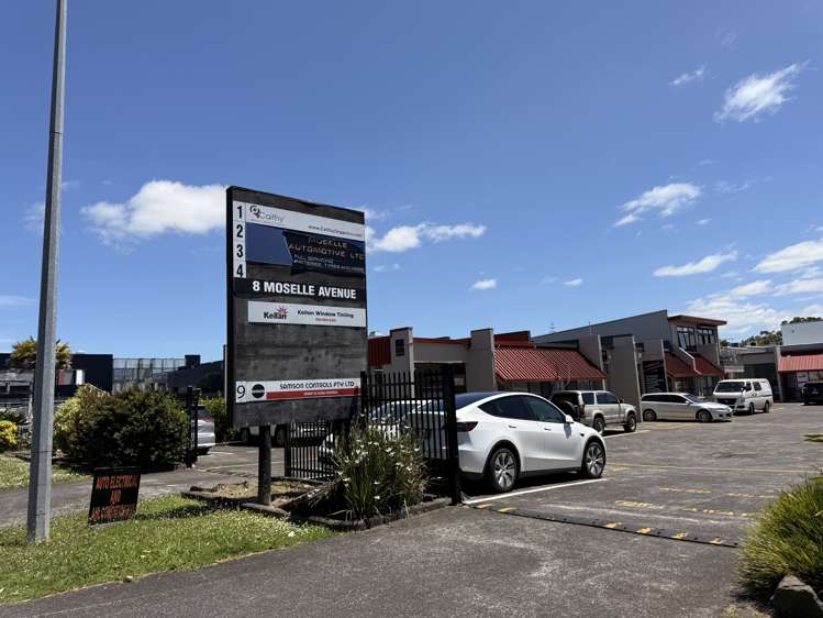 1/8 Moselle Avenue Henderson_6