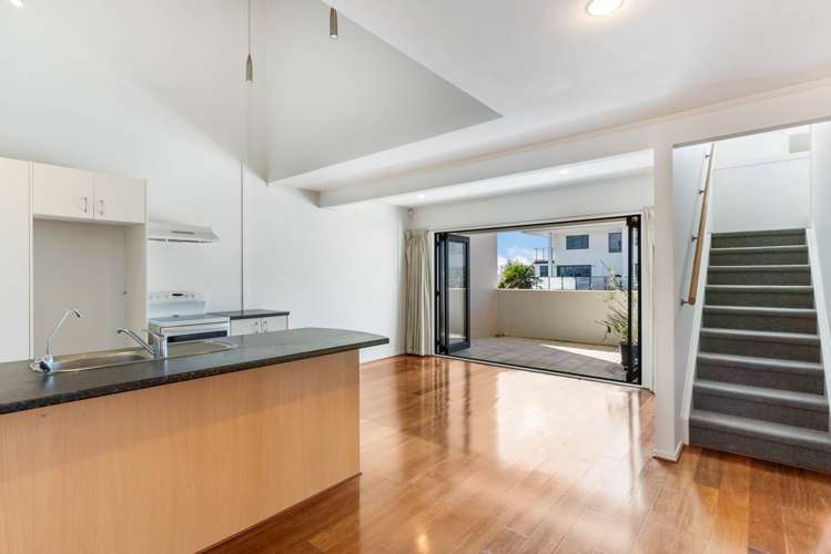 11/11 Freeman Way Manukau_11