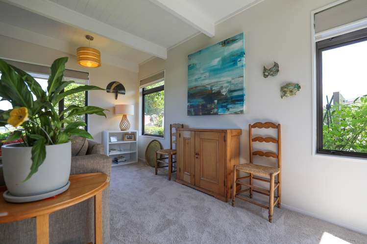 2/14 Mere Road Taupo_4