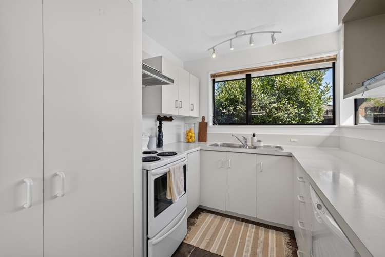 2/17 Stourbridge Street Spreydon_10