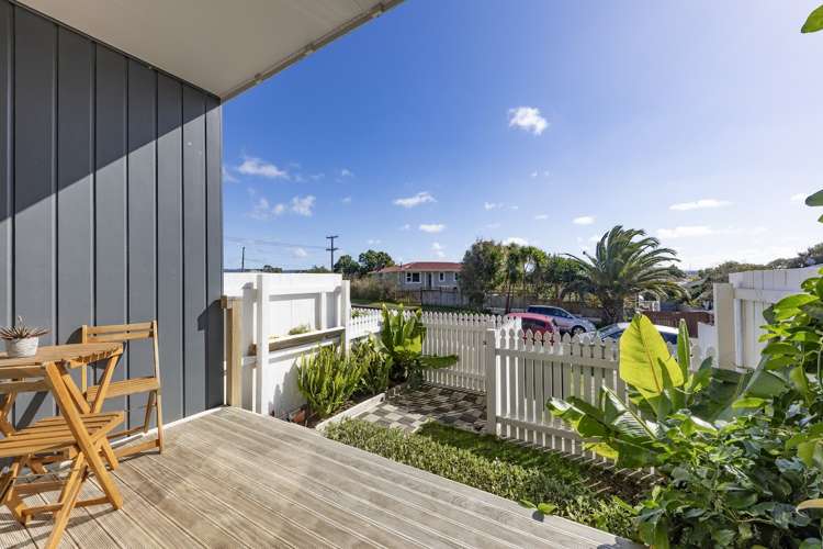 1/24 Tara Road Henderson_4