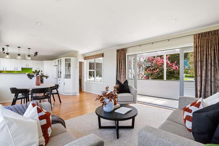 72 Golf Road New Lynn_6