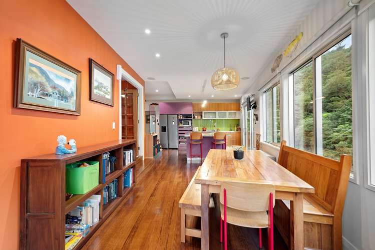 38 Happy Valley Road Owhiro Bay_5