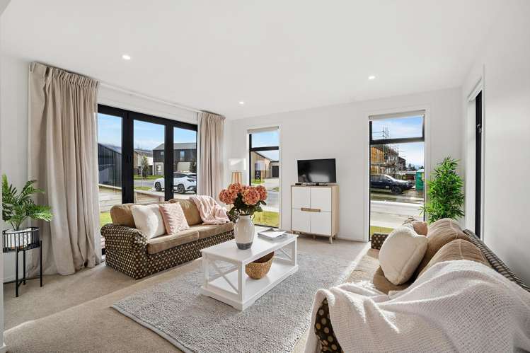 37 Wallis Drive Cromwell_2