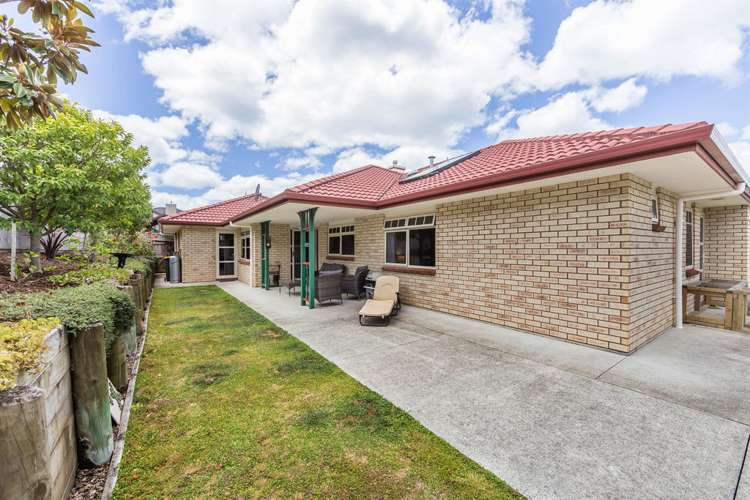 57 Chesterfield Way Orewa_17