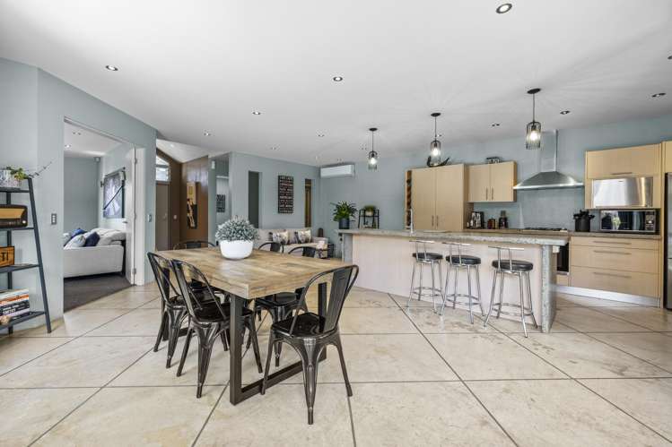 18 St James Drive Huntington_4