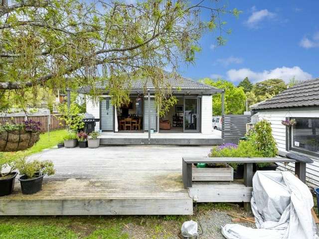 39 Heretaunga Square Silverstream_2