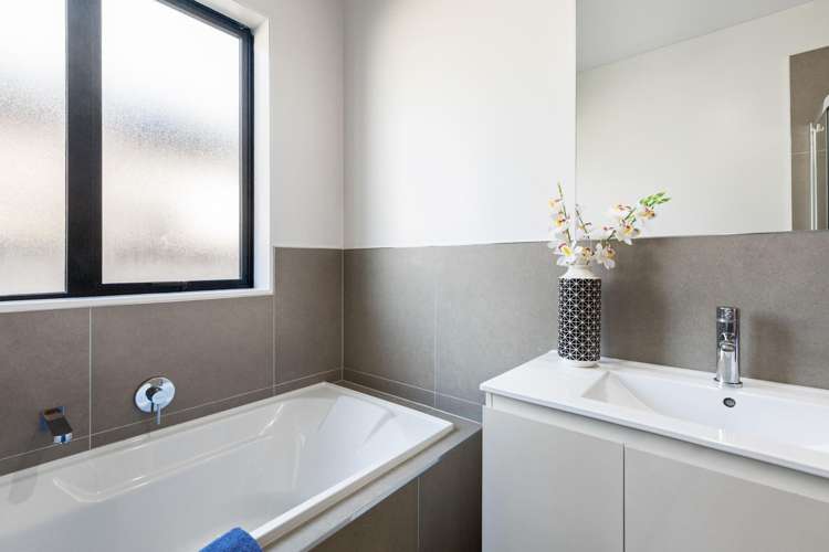 4 Silver Beech Street Takanini_20