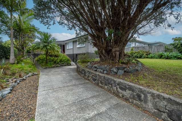 Classic Weatherboard Beauty