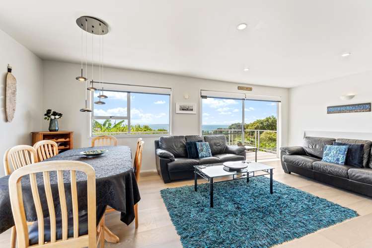 300 Whangaparaoa Road Red Beach_9