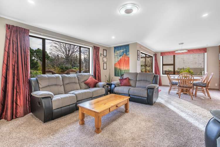 293 Queens Drive Windsor_8