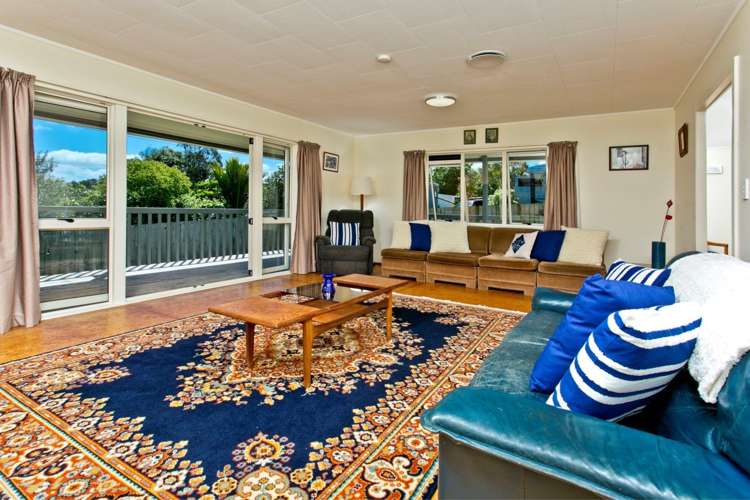 5 Rosecamp Road Beach Haven_2