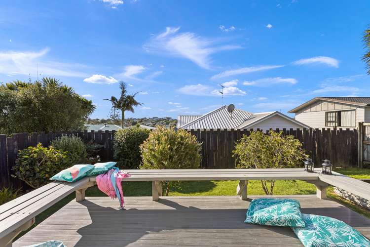 6 Lucy Foster Lane Red Beach_6