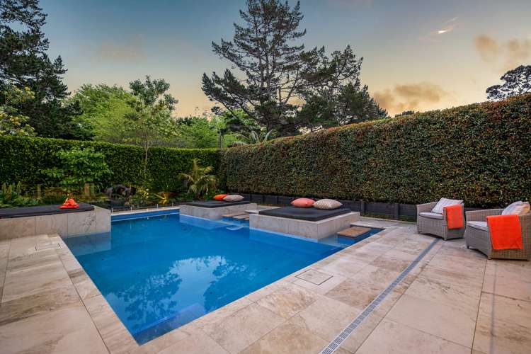 19 Kingfisher Grove Greenhithe_5