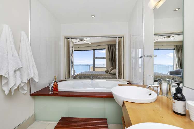 10/4 Buller Street New Plymouth Central_10