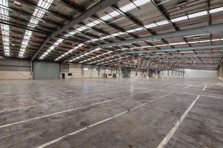 Unit B, 54 Greenmount Drive East Tamaki_3