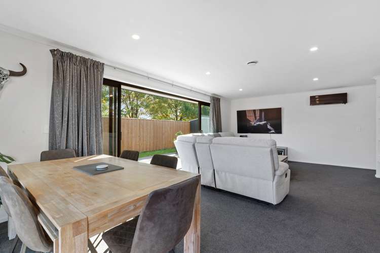 57 Quinn Crescent Woodend_17