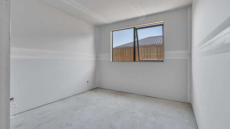 57 Falcons View Drive_5