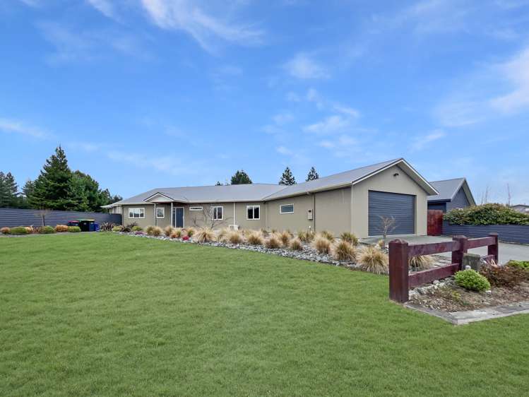 35 Irishman Drive Twizel_19