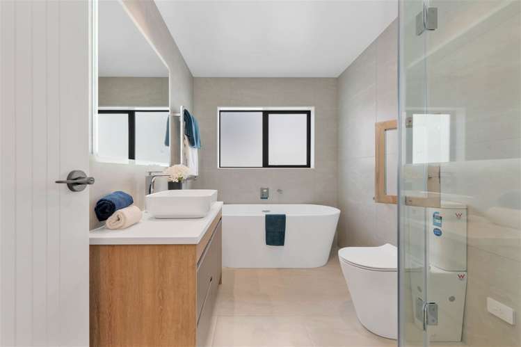 9 Tullymore Drive Flat Bush_26