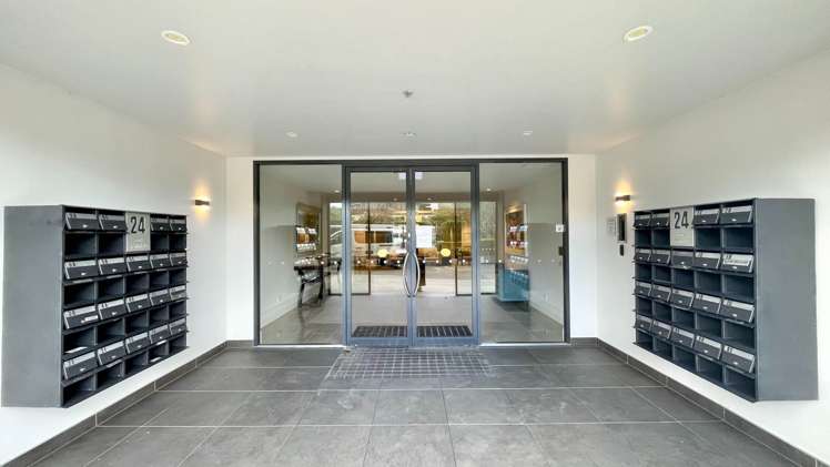 1G/24 James Cook Crescent Remuera_3