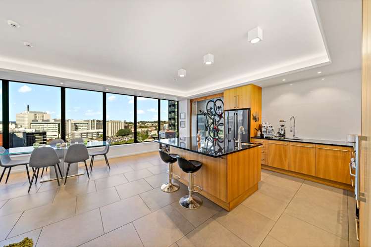 9c/2 Saint Martins Lane Grafton_2