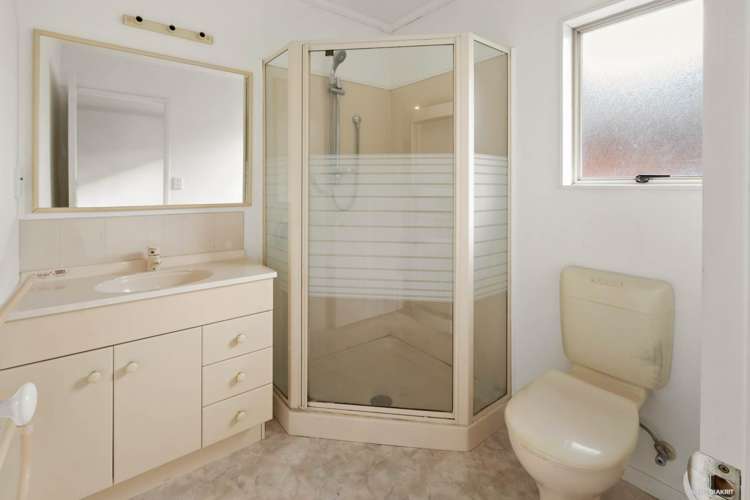 16a Kokiri Street Te Atatu South_8