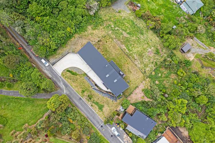 60 Kauri Street Ravensbourne_31