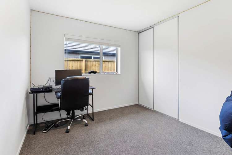 8 Lamborn Drive Papakura_11