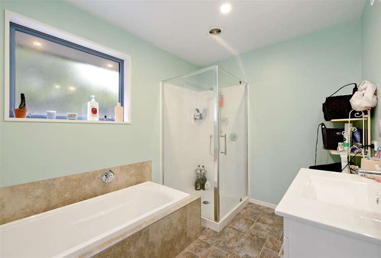 13 Ash Avenue Albert Town_11