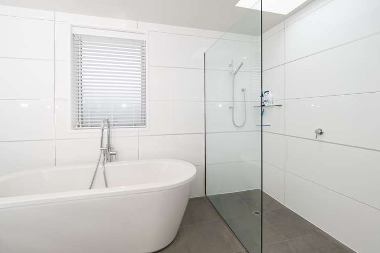 87 Racecourse Road Allenton_25