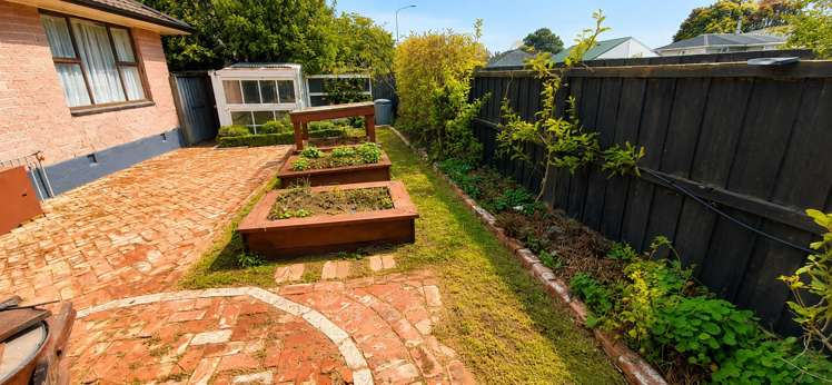 2 Blankney Street 10180_2
