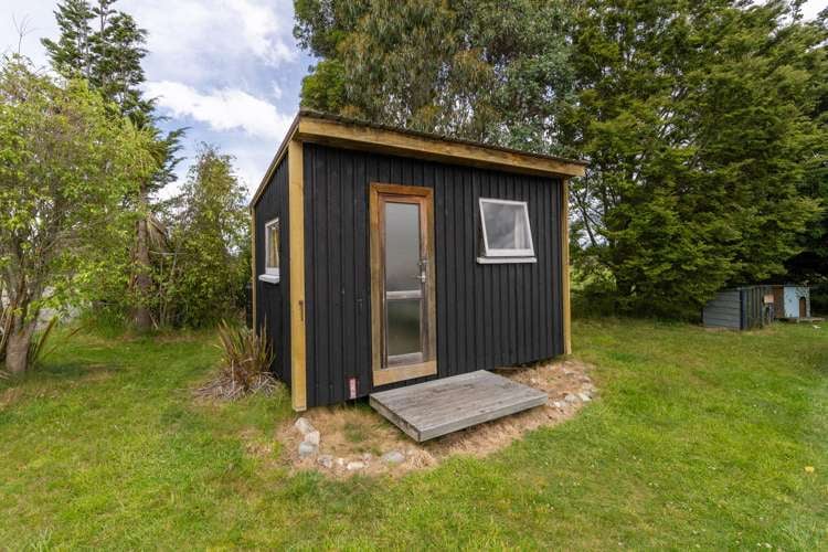 275 Sinclair Road Te Anau_19