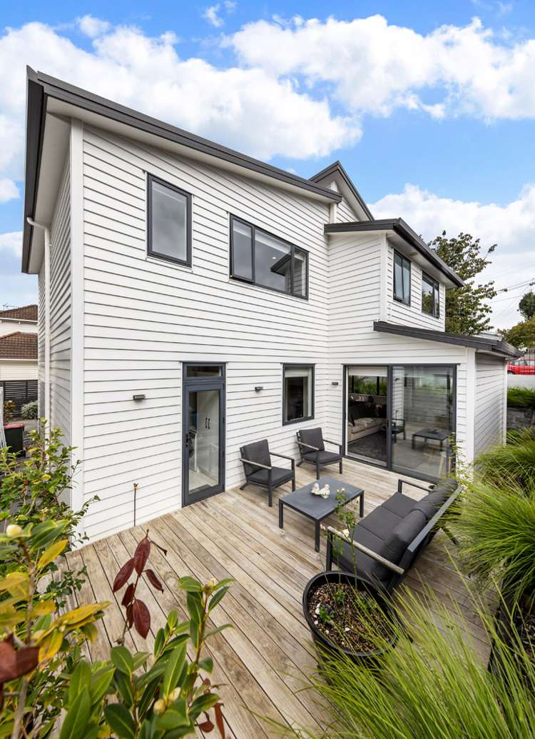 14 Peet Avenue Royal Oak_21