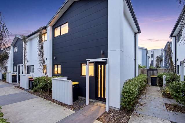 UNBEATABLE CBD VALUE | 6/221 ARMAGH STREET