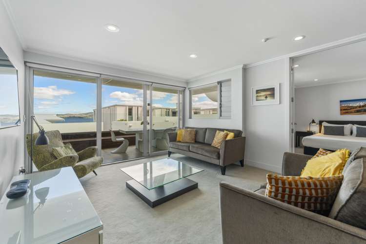 10/225 Lake Terrace Waipahihi_6