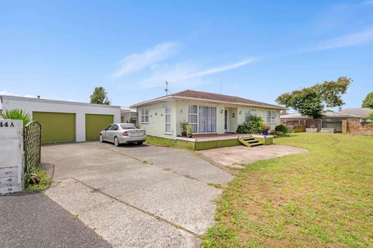 44 & 44A Kelvin Road Papakura_13