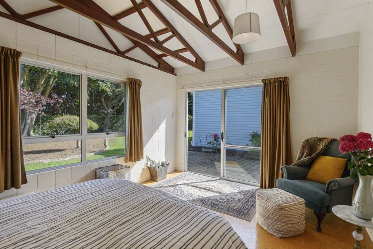 1661 North Eyre Road West Eyreton_19