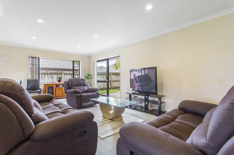 16 Old Park Place Takanini_7