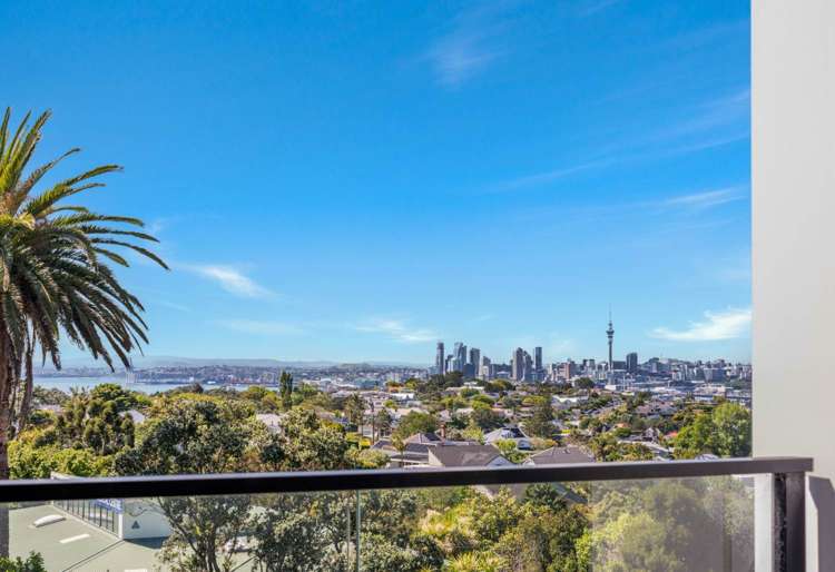 204/19 Rawene Road Birkenhead_16