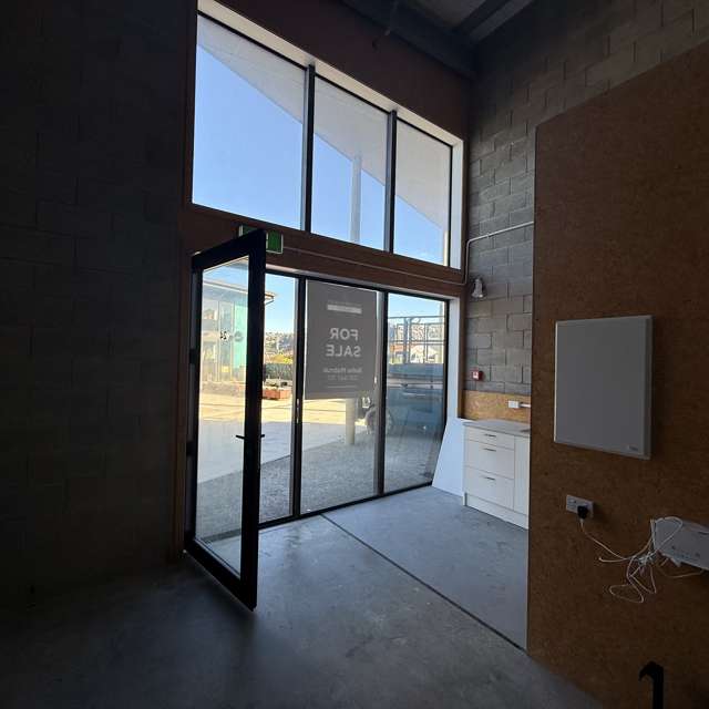 23 & 24/70 Kingsford Smith Street Rongotai_4