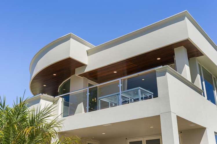 301 Beach Road Whangamata_7