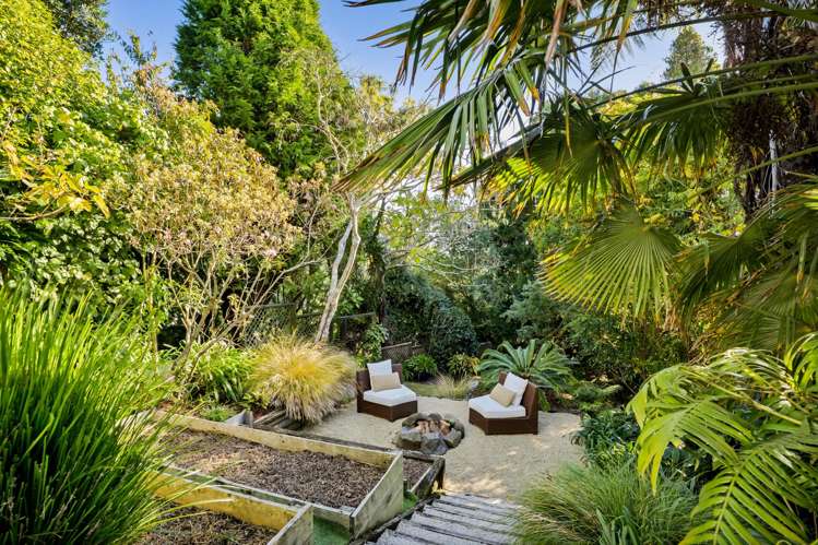 18 Ridge Lane New Plymouth_29