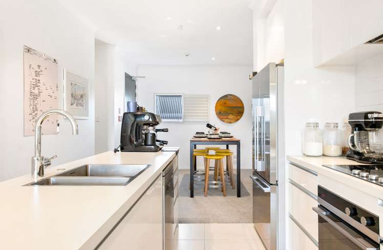 6 Torea Tai Road Hobsonville_9