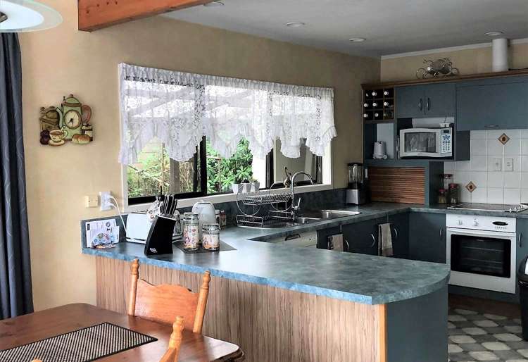 46 Eureka Place Parahaki_7