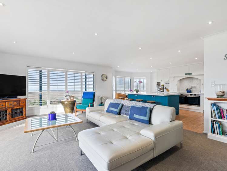 28 Hinepango Drive Rarangi_6